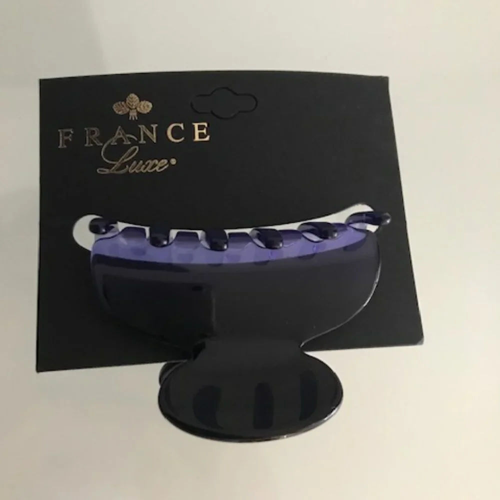 Classic Lavender Hair Claw Clip - Women's Hair Accessory